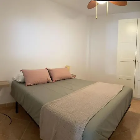 Neruka House Apartamento *